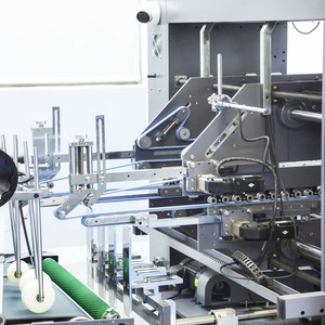 Incollatrice pieghevole automatica ad alta velocità per 1800 in cartone ondulato ad angolo 4 e 6 - Product Image 5
