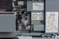 Machine à surjeter SINGER HD0450S robuste avec capacité de 2-3-4 fils