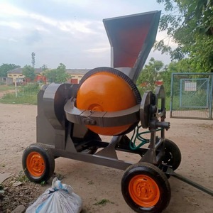 Bétonnière LOTUS 10/7 CFT avec moteur diesel 6 CV, moteur haute puissance, productivité de 4,5 m³/h, type à roues, trémie incluse - Product Image 1
