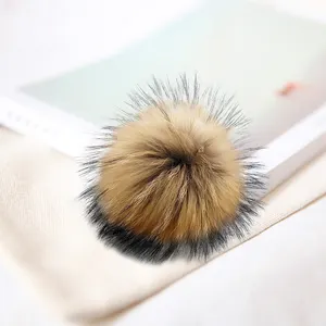 luxury Japan cute gift Fur Pompoms Raccoon kawaii Faux Fur Pom Poms