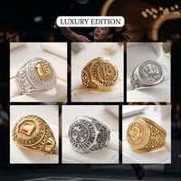 Maßgefertigter Champion-Ring für Herren Vergoldeter Schmuck Gravierte Buchstaben und Zahlen Personalisiertes Design Großhandel