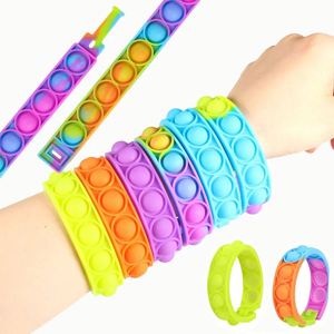 Pulsera de Silicona Personalizada con Logotipo, Impermeable, Antiestrés, para Eventos, Campañas, Regalos Promocionales Corporativos - Product Image 3
