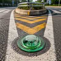 Borne de signalisation routière en verre certifiée ISO9001, réfléchissante à 360 degrés pour la sécurité routière sur autoroute et dans les tunnels