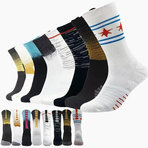 Calcetines deportivos clásicos personalizados Elite, calcetines deportivos gruesos de primera calidad para hombres, jóvenes, entrenamiento de equipos de baloncesto - Product Image 2