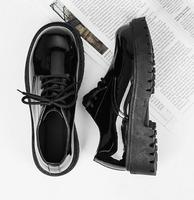Sepatu Pria Kulit Kasual Serbaguna, Sol Tebal, Model Big Toe, Warna Hitam, Penambah Tinggi