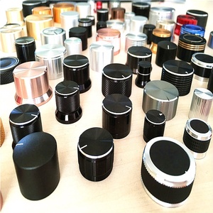 Đ<span class=keywords><strong>a</strong></span> Màu <span class=keywords><strong>D</strong></span> Nử<span class=keywords><strong>a</strong></span> Trục Màu Đen Và Trắng Núm Nhự<span class=keywords><strong>a</strong></span> Cho Điện 12Mm * 16Mm Điều Khiển Âm Lượng Con Trỏ Núm - Product Image 5