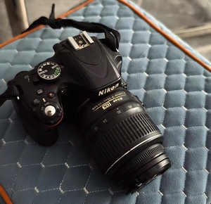 Kit Appareil Photo Reflex Numérique Compact Professionnel <span class=keywords><strong>Nikon</strong></span> <span class=keywords><strong>D5100</strong></span> avec Objectif VR 18-55mm, Carte SD et Option Capteur CMOS - Product Image 5