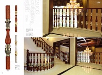 Rampe d'escalier durable en aluminium, bois et laiton Colonnes en acier décoratives spécialement conçues pour les balustrades de villas intérieures