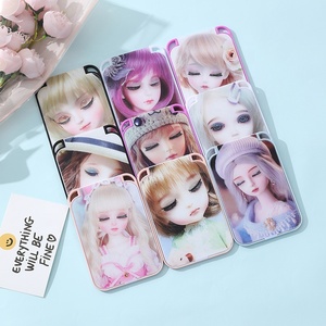 Espejo de Bolsillo Plegable con Diseño de <span class=keywords><strong>Muñeca</strong></span> Adorable, Espejo Compacto Lenticular, Espejo Cosmético Portátil de Plástico para Niñas, Venta al Por Mayor - Product Image 4