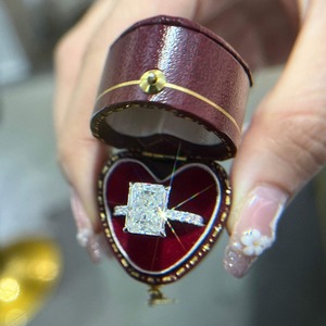 Anillo de Diamantes Cultivados en Laboratorio con Forma de Corazón en Oferta, Anillo de Compromiso Romántico para Mujer, Regalo de Aniversario o San Valentín Disponible para la Venta - Product Image 6