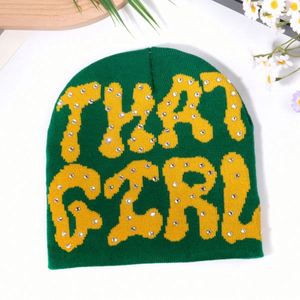 Bonnet en tricot jacquard automne-hiver avec lettres en strass, tendance, pour hommes et femmes, toutes occasions, avec strass - Product Image 6