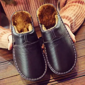 Tendência da moda anti-slip quentes sapatas dos homens pvc chinelo e sandálias de couro ao ar livre inverno