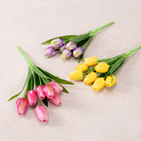 Fleurs artificielles en soie, verdure, mini-tulipes à 7 têtes, parfaites pour les mariages, la Saint-Valentin, les décors, les accessoires photo, la décoration florale intérieure