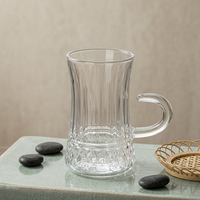 Petite tasse en verre transparent gaufré avec poignée, motifs en relief variés, verre à boire pour le thé de l'après-midi, décoration de table à la maison