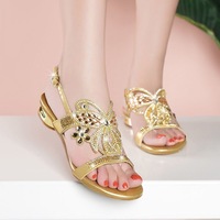 Wassertropfen-Absatz Sommer Damen Outdoor Sexy Kleiderschuhe Blumenmuster Dicker Hoher Absatz Spitze Zehe Modischer Trend Kunstleder Knopfverschluss