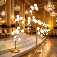 Décoration d'événements : Arche de mariage lumineuse en fer et acrylique, emballée en carton, avec lumières de chemin en forme d'arbre fruitier pour aménagement de scène