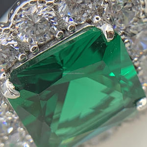 Bague en argent sterling 925 plaqué rhodium avec zircon, coupe émeraude, éternité, luxe, diamant de laboratoire cultivé, pour mariage et fête - Product Image 2