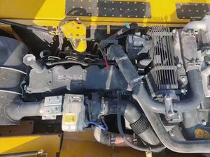 Excavadoras de orugas Komatsu PC240 2019, excavadoras de 24 toneladas | Oruga usada original de baja HORA DE Japón para alto rendimiento - Product Image 4