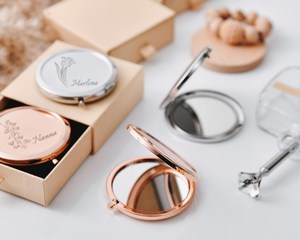 Recuerdo DE BODA láser personalizado, espejo compacto de metal, recuerdo de despedida de soltera, regalo de boda personalizado <span class=keywords><strong>para</strong></span> invitados - Product Image 5