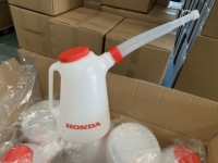 Kendi air pendingin 5 Liter kaleng minyak pemanas panci pengisi 5L kendi pengukur minyak