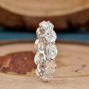 Anillo de diamantes de joyería fina de inspiración vintage con detalles intrincados y brillo radiante para un atractivo de herencia. - Product Image 2