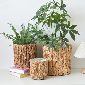 Panier de rangement léger et écologique tissé en herbe de jacinthe d'eau pour pots de plantes et <span class=keywords><strong>décoration</strong></span> de <span class=keywords><strong>balcon</strong></span> Design classique - Product Image 1