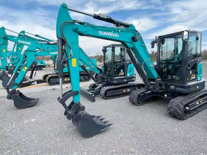 Mini-excavatrice Sunward 60UF d'occasion 2023, 3,5 tonnes / Moteur d'excavatrice sur chenilles Sunward d'occasion comme neuf - Product Image 4