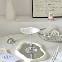 Verre à vin en porcelaine fine en forme de coquille de conque, haut de gamme, cadeau de mariage, design moderne et minimaliste, accepte l'impression de logo