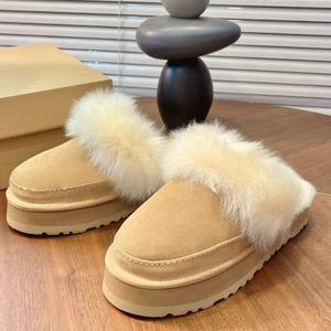 Bottes d'hiver personnalisées pour femmes, style Ugg, avec semelle épaisse pour plus de chaleur, pantoufles d'intérieur et d'extérieur - Product Image 4