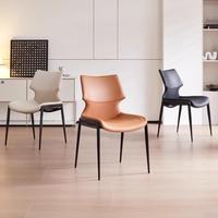 Chaise de salle à manger rétro de luxe léger, structure en acier moderne, mobilier durable pour la salle à manger et le salon