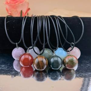 2024 nouveauté longue corde noire Nature ronde <span class=keywords><strong>solitaire</strong></span> pierre pendentif collier pour femmes hommes bijoux - Product Image 4