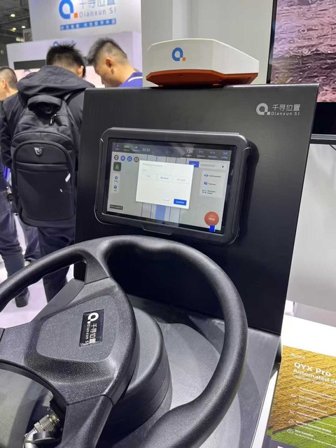 Qianxun Agricultural Auto Steering Control System 20+ Languages Support Motor Core 55-200HP 12-48V Environmental Protection Farm