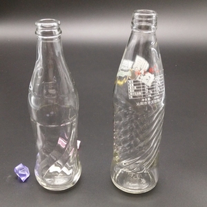 Botellas de vidrio de alta calidad de 250ml para elaborar bebidas transparentes y jugo Superficie estampada en caliente para <span class=keywords><strong>Gin</strong></span> Tequila y embalaje de champán - Product Image 1