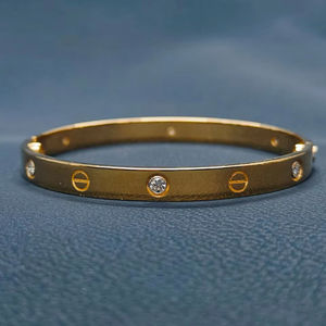 Brazalete de Lujo Chapado en Oro de 14K con Diamantes Cultivados en Laboratorio de Corte Brillante, Hecho a Mano, Moderno, Regalo de Boda o Compromiso para Mujer, Certificado IGI - Product Image 1