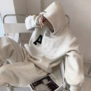 Felpa con Cappuccio in Pile Grigio Avena con Stampa Lettere ABC, Stile Europeo Americano, Collezione Invernale <span class=keywords><strong>Settima</strong></span> Stagione, Unisex, Vestibilità Ampia, con Tasca, di Alta Gamma - Product Image 4