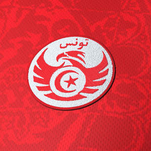 Maillot de football personnalisé 2024 de haute qualité avec logo, nom et numéro imprimés, design de l'équipe nationale de la Tunisie, uniforme de club de football - Product Image 4