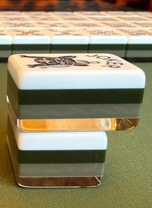 Nouveau jeu de mahjong de luxe 2026 en acrylique gravé, motif forêt de cyprès, style américain, idéal pour adultes, divertissement et <span class=keywords><strong>poker</strong></span> - Product Image 4