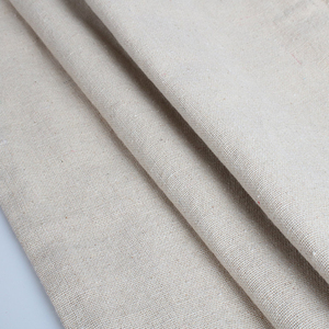 Bolsa de tela de lino con logotipo personalizado, estilo con solapa, producida en fábrica, duradera, para la protección de bolsos y prendas. - Product Image 6