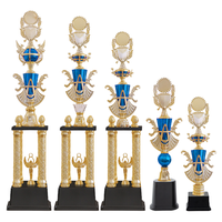 Nouveau design, trophées personnalisés à 4 poteaux en plastique, trophée de champion, récompense pour un concours de beauté ou un événement de maquillage