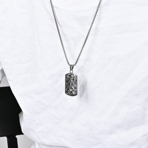 Collar con colgante de ojo de Dios retro para hombre, de acero inoxidable, diseño único, patrón de ojo de demonio oscuro, joyería de moda - Product Image 2