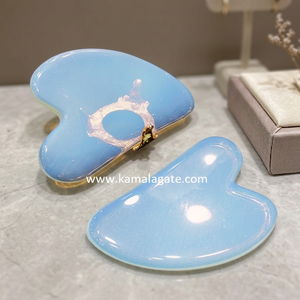 แผ่นฟลูออไรต์สีฟ้ารูปหัวใจขัดเงา ของตกแต่งบ้านแบบพกพา ธีมความรัก งานฝีมือจากหินกึ่งมีค่า - Product Image 1
