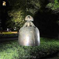 Escultura de Bronce de Alta Calidad de Manolo Valdez para Jardín o Parque al Aire Libre