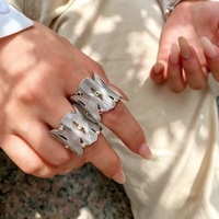 Bracelet manchette large plaqué or pour femme, style bohème tendance, incrustation de pierres précieuses, creux, avec anneaux assortis, cadeau pour femme, bijoux