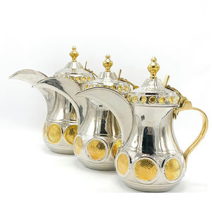 Juego de 3 teteras de estilo árabe, de metal duradero, diseño antiguo, para preparar té y café, en venta. - Product Image 1