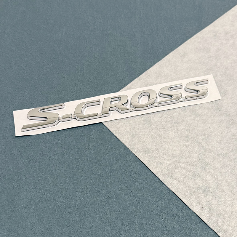 S-CROSS-argento