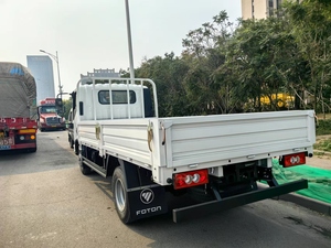 <span class=keywords><strong>Camion</strong></span> de fret Foton Oumako HLW1065VDJD6, usine chinoise Foton Aumark, camions de transport 4x2, prix des camions légers à plateau plat - Product Image 4