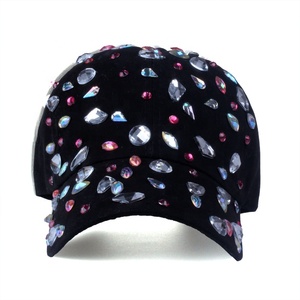 Cappellino da Baseball Strutturato da Donna con Strass e Borchie Multicolore - Product Image 2
