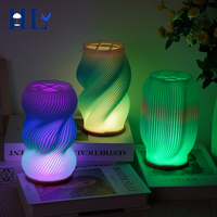 Meilleures ventes OEM ODM Lampe de bureau rechargeable à LED RGB 16 couleurs, impression 3D, pour salon, chambre d'enfant, lampe de table décorative