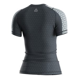 Camiseta de Protección Solar para Mujer, Cómoda, Diseñada con Tela Protectora, Diseño Elegante y Estilo Versátil para Actividades Acuáticas - Product Image 6