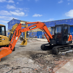 รถขุดตีนตะขาบ Doosan Dh55 มือสอง, มีสินค้าในสต็อก, ชั่วโมงการทำงานต่ำ - Product Image 3